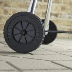 Compact Houtskoolbarbecue Ø 47 Cm 13 Compact Houtskoolbarbecue Ø 47 Cm -BBQ Accessoires Verkoop Compact Wheels 1800x1800