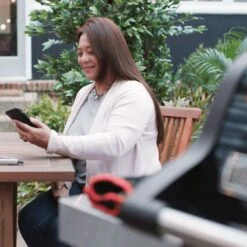 Spirit EPX-325S GBS Smart Barbecue -BBQ Accessoires Verkoop Spirit EPX325S Lifestyle 1 1800x1800